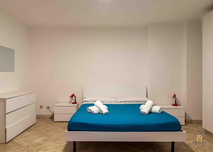 John's House Апартаменты *