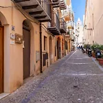 John's House Cefalu