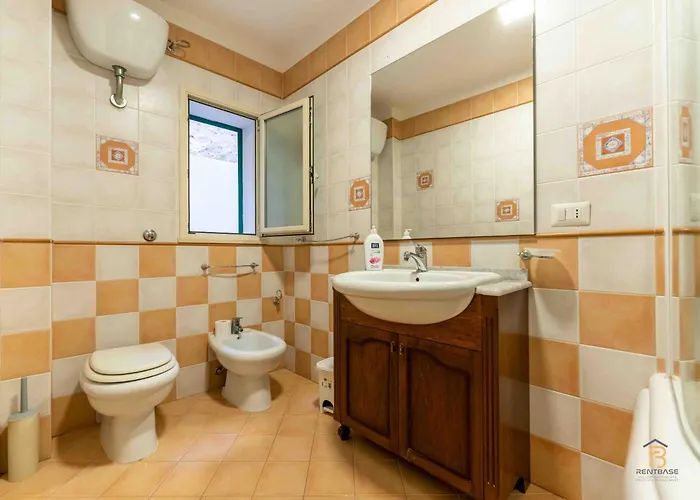 Апартаменти John's House